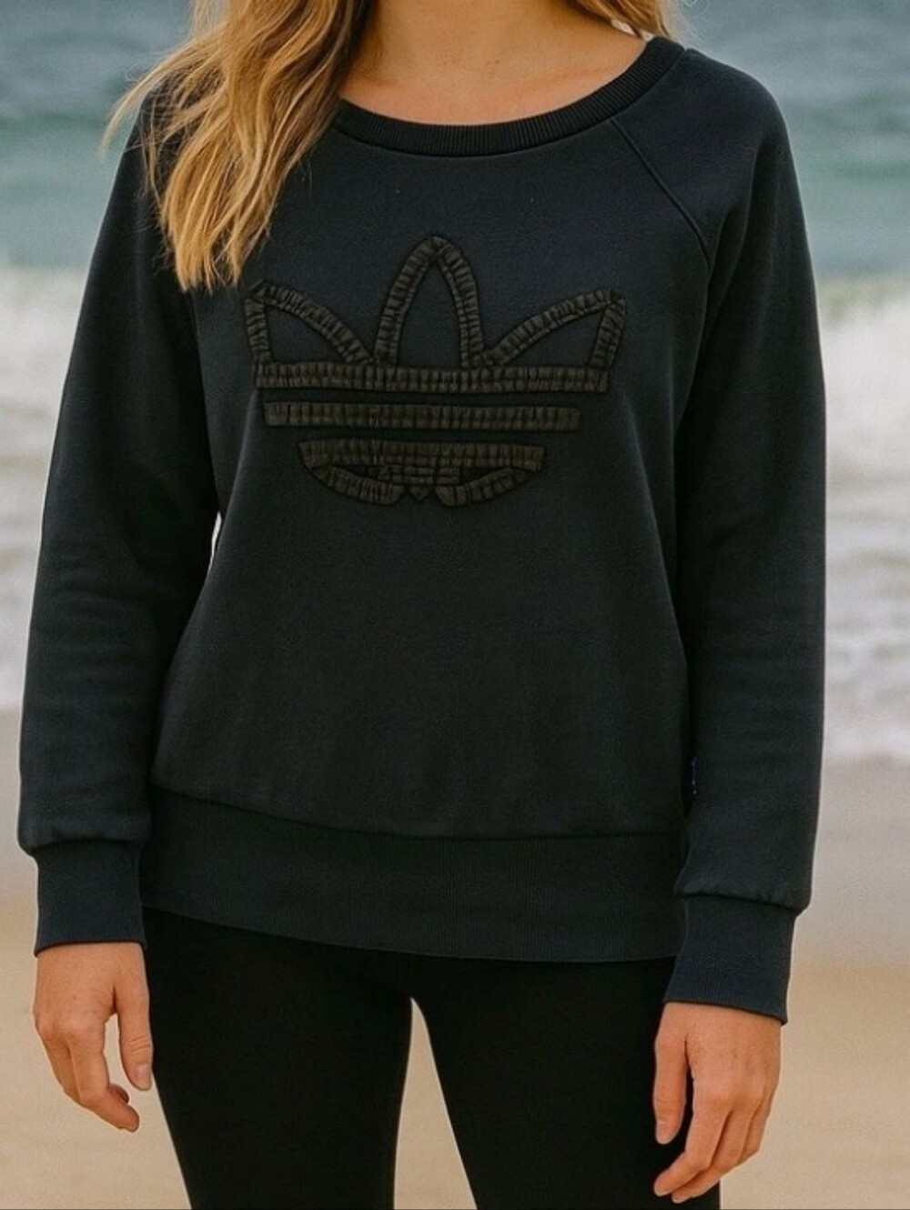 🦋3/$30 Adidas sweatshirt with 3D trefoil logo